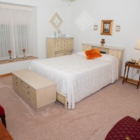 Cottage Bedroom with plenty of room
