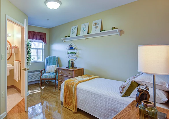 Image of Arden Courts at Largo (9)
