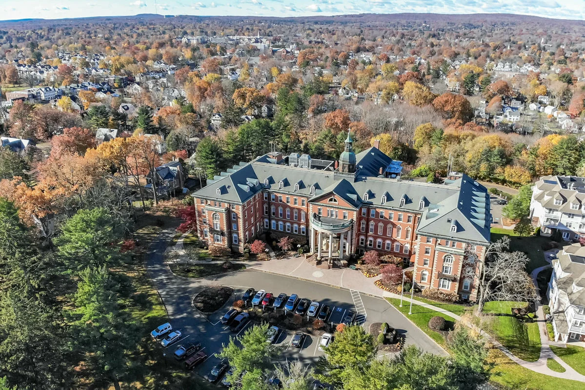 Image of AVIVA West Hartford (3)