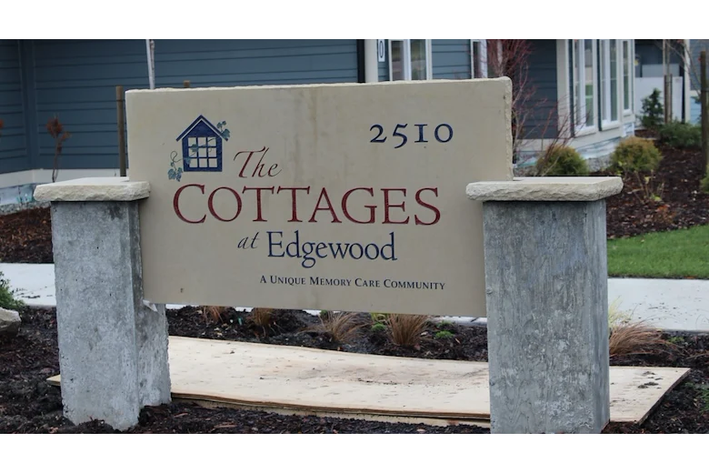 Image of The Cottages at Edgewood (2)