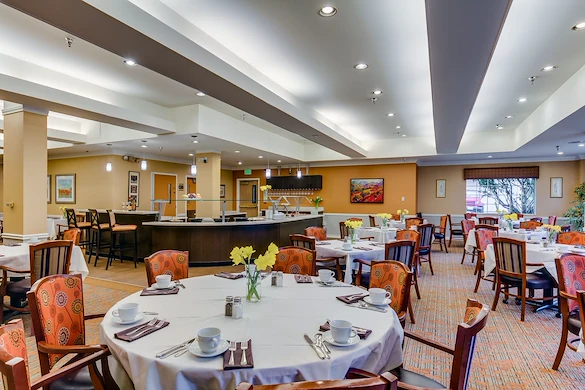 Image of Fred Lind Manor (5)