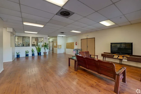 Image of Flamingo Garden Senior Apts (7)