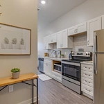 Image of Everlan of Louisville (2)