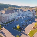 Image of Vantage Pointe Village (1)