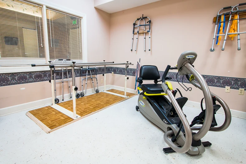 Image of Signature Healthcare At Heritage Hall Rehab & Wellness (5)