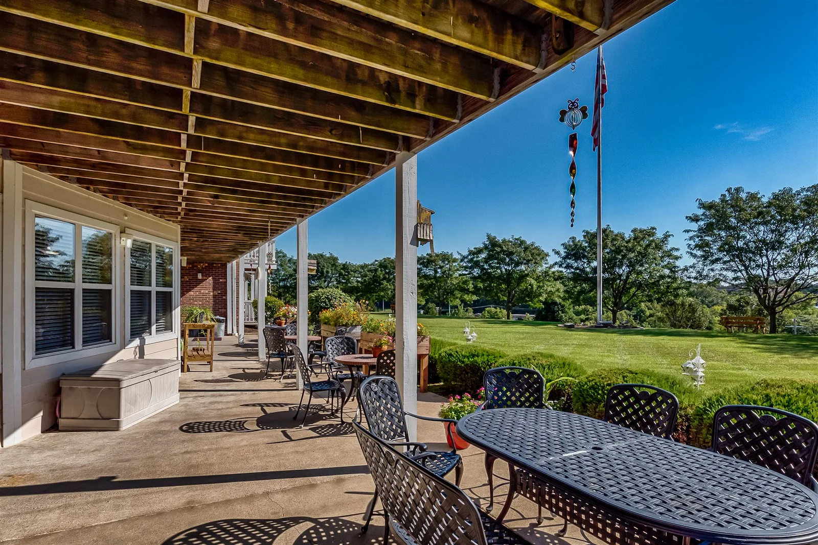 Image of Autumn View Gardens (7)