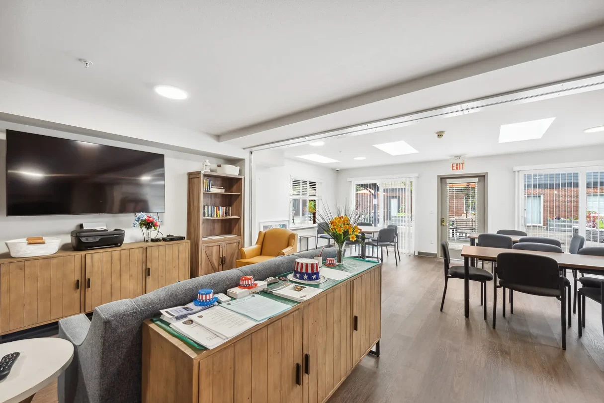 Image of Meridian Court Senior Affordable Apartments (4)