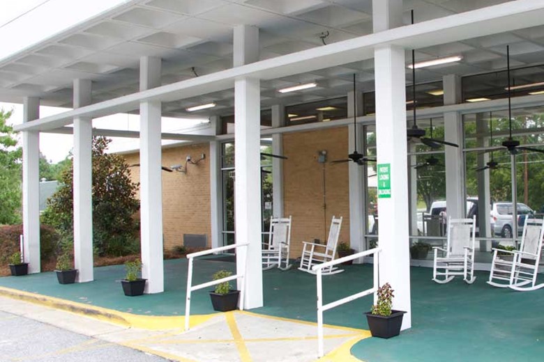 Image of Magnolia Manor Of Columbus Nursing Center - West (1)