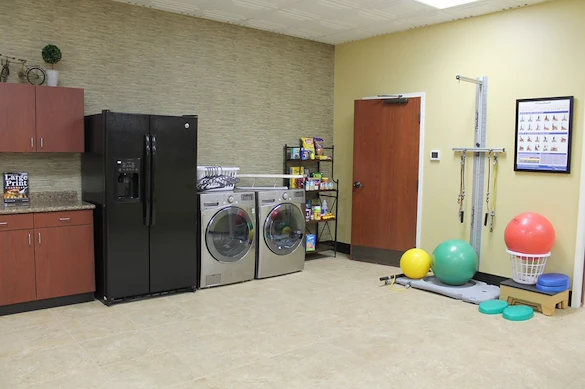 Image of Miller's Merry Manor in Warsaw (5)