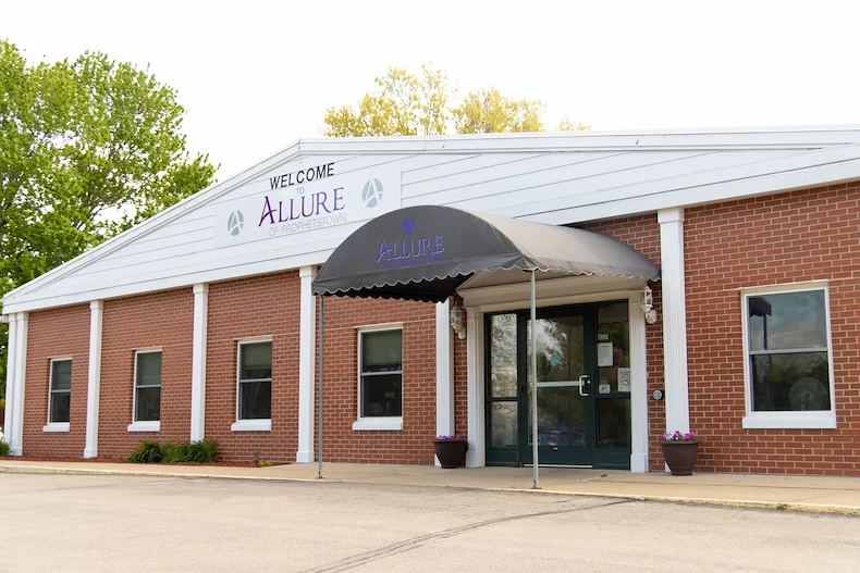 Image of Allure Of Galesburg (1)