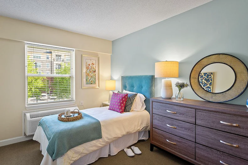 Image of Sunrise at North Hills (10)