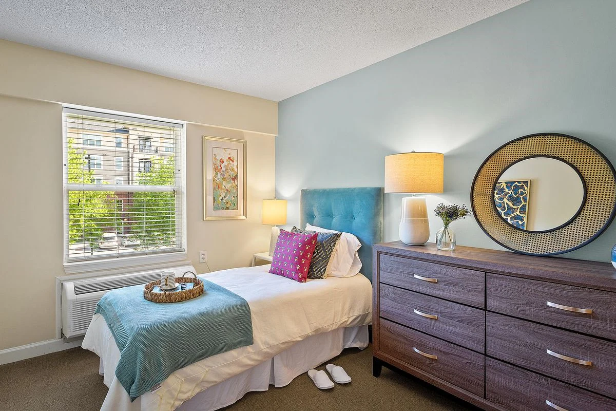 Image of Sunrise at North Hills (10)