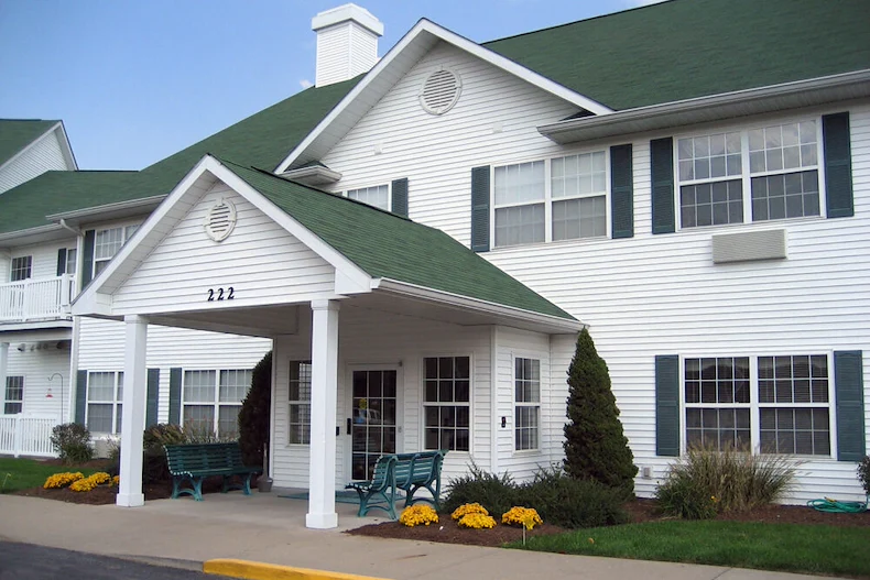 Image of Sycamore Manor (2)