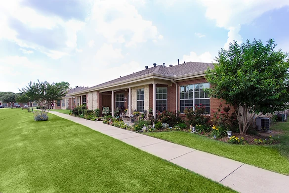Image of Autumn Oaks of Corinth (1)