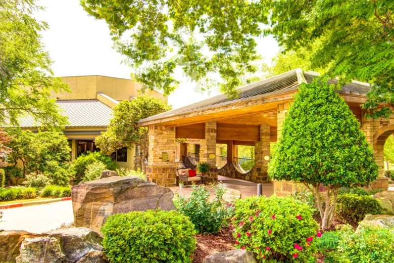 Image of Atrium at Serenity Pointe (8)