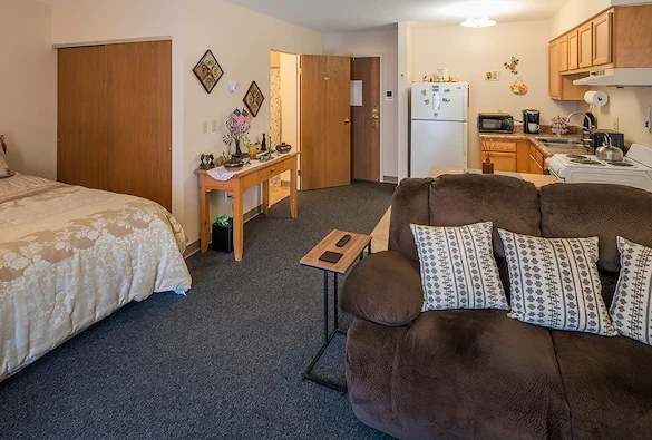 Image of Luther Oaks (6)