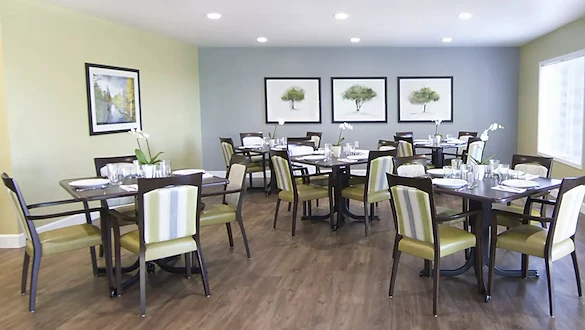 Image of Regency Village at Redmond (6)