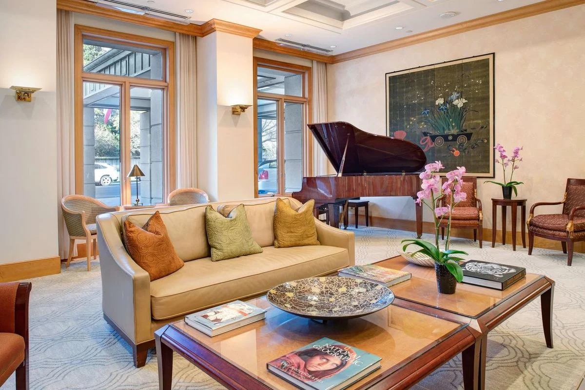 Image of The Stratford (2)