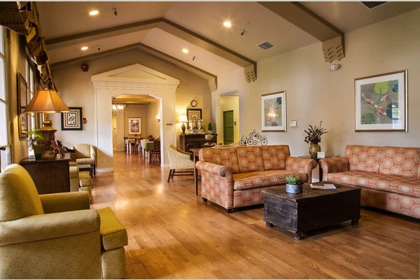 Image of Foothill Retirement (6)