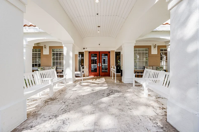 Image of Stratford Court of Boca Pointe (2)