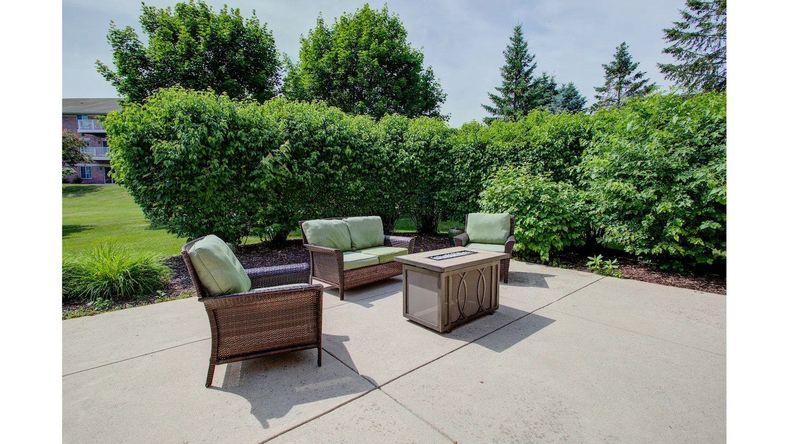 Image of Dimensions Living Green Bay (9)