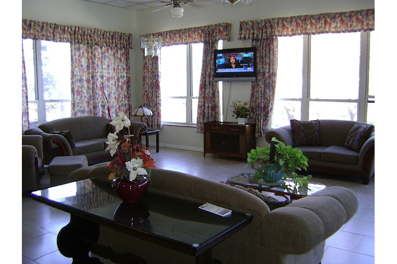 Image of Carrie Elligson Gietner Health Care Center (4)