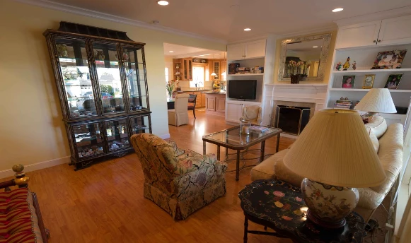 Image of Garden Court at the Village (2)