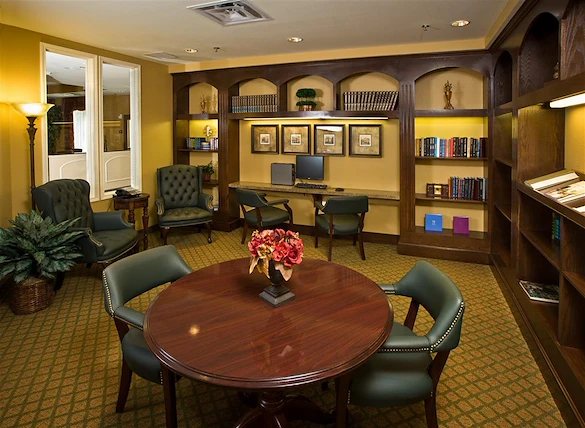 Image of The Colonnades At Reflection Bay (2)