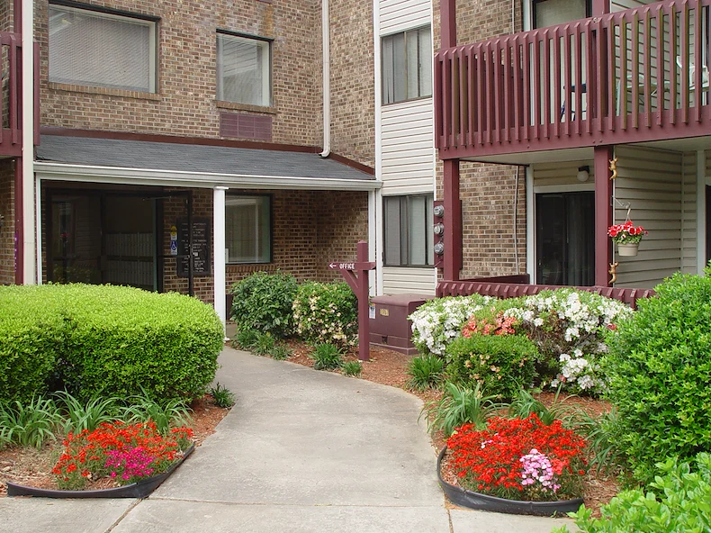 Image of Cambridge Apartments (1)
