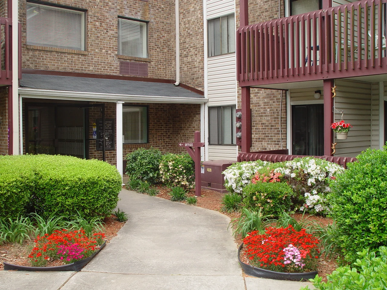 Image of Cambridge Apartments (1)