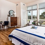 Image of Merrill Gardens at Columbia (5)