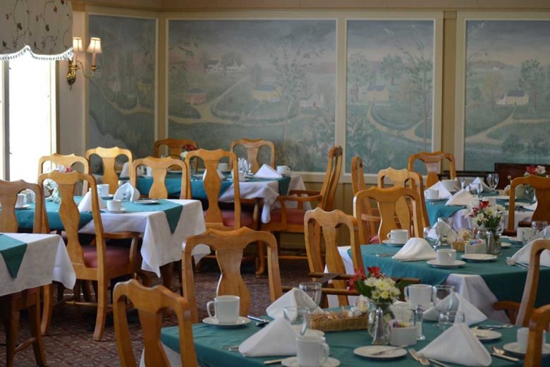 Image of Pomperaug Woods Assisted Living (6)