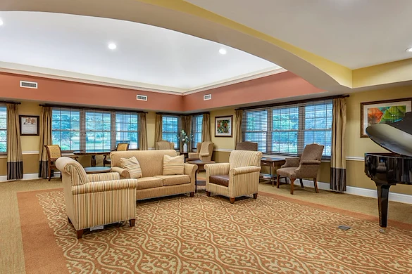 Image of Haslett Pointe (2)