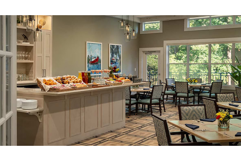 Image of Vi at TidePointe Senior Living (9)
