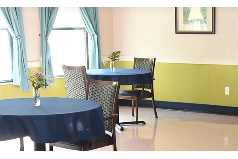 Image of Forest Hills Center (2)