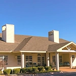 Image of Chisholm Court (1)