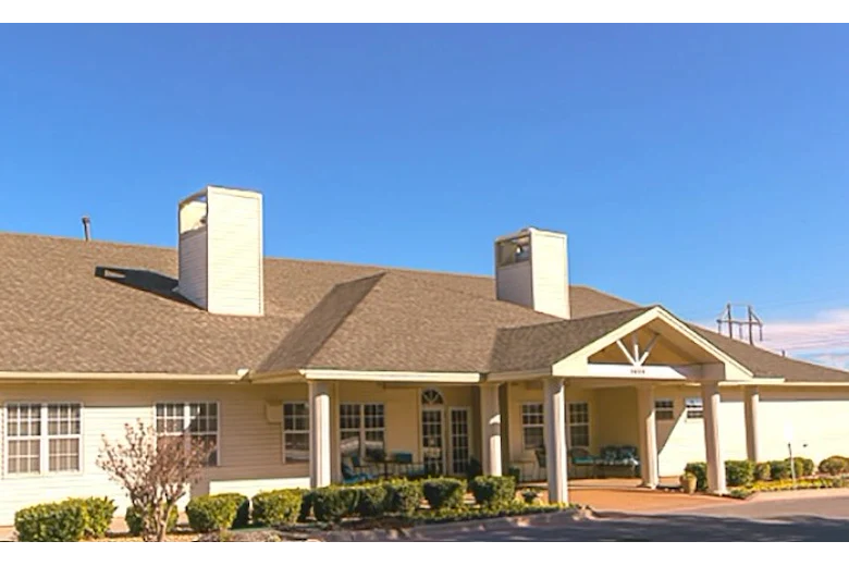 Image of Chisholm Court (1)