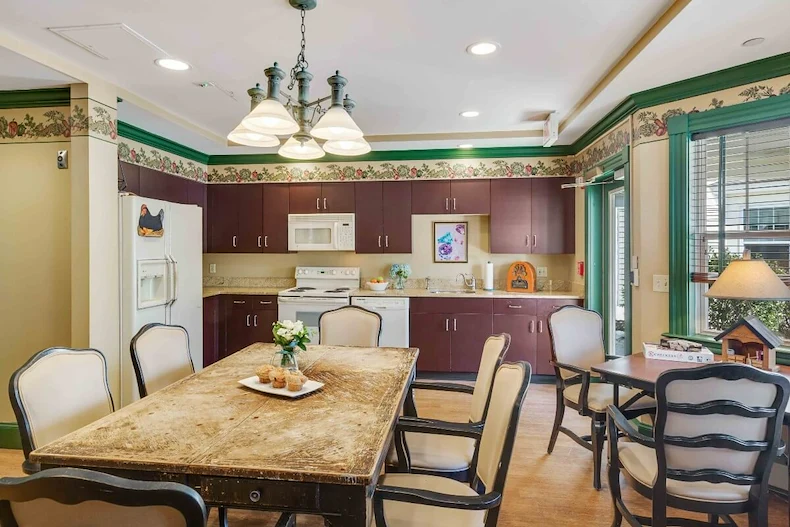 Image of Benchmark Senior Living at Putnam Farm (4)