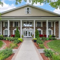 Image of Brown Deer Place (1)