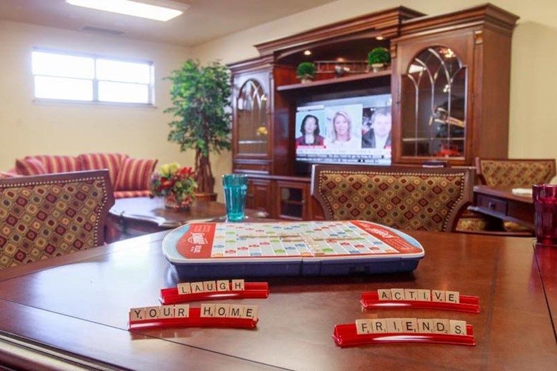 Somerset Lodge Gracious Retirement Living Hawthorn Senior Independent Living in Gladstone, Oregon media room