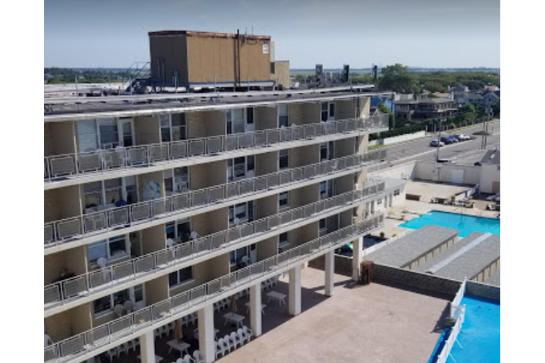 Image of Nautilus Hotel (2)