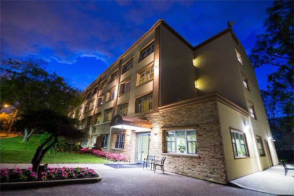 Image of The Grand Rehabilitation And Nursing At Queens (2)