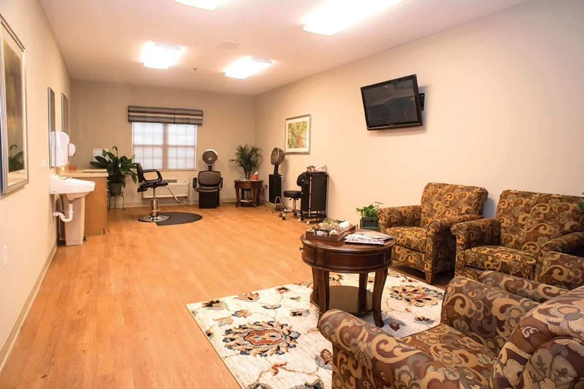 Image of Maplewood Healthcare Center (2)