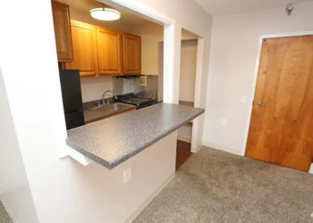 Image of Rose Tower Apartments (3)