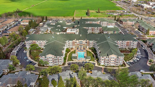 Image of University Retirement Community (1)