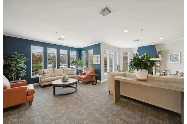 Image of College View Manor (5)