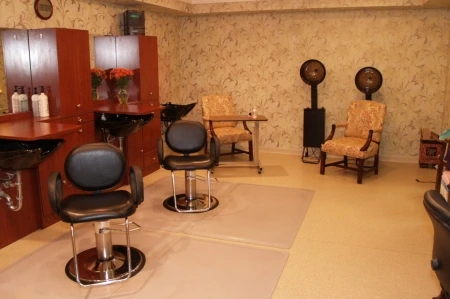 St Paul's beauty salon
