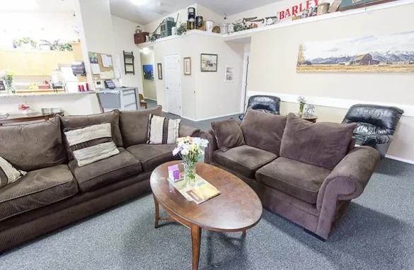 Image of Ashley Manor - Beverly Hills (3)