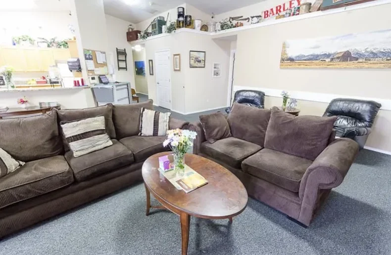 Image of Ashley Manor - Beverly Hills (3)