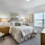 Shads Landing Gracious Retirement Living Hawthorn Senior Independent Living in Charlotte, North Carolina apartment bedroom